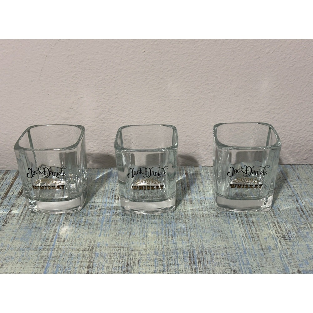 JACK DANIELS Tennessee whiskey Lg shot glasses lowball tumbler vintage collectib